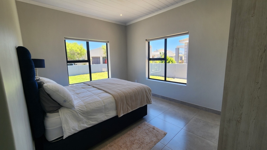 3 Bedroom Property for Sale in Country Club Western Cape